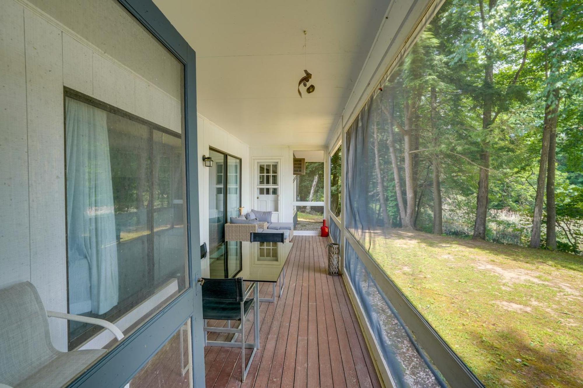 Waterview Home In The Berkshires Near Hiking Sheffield Exterior photo