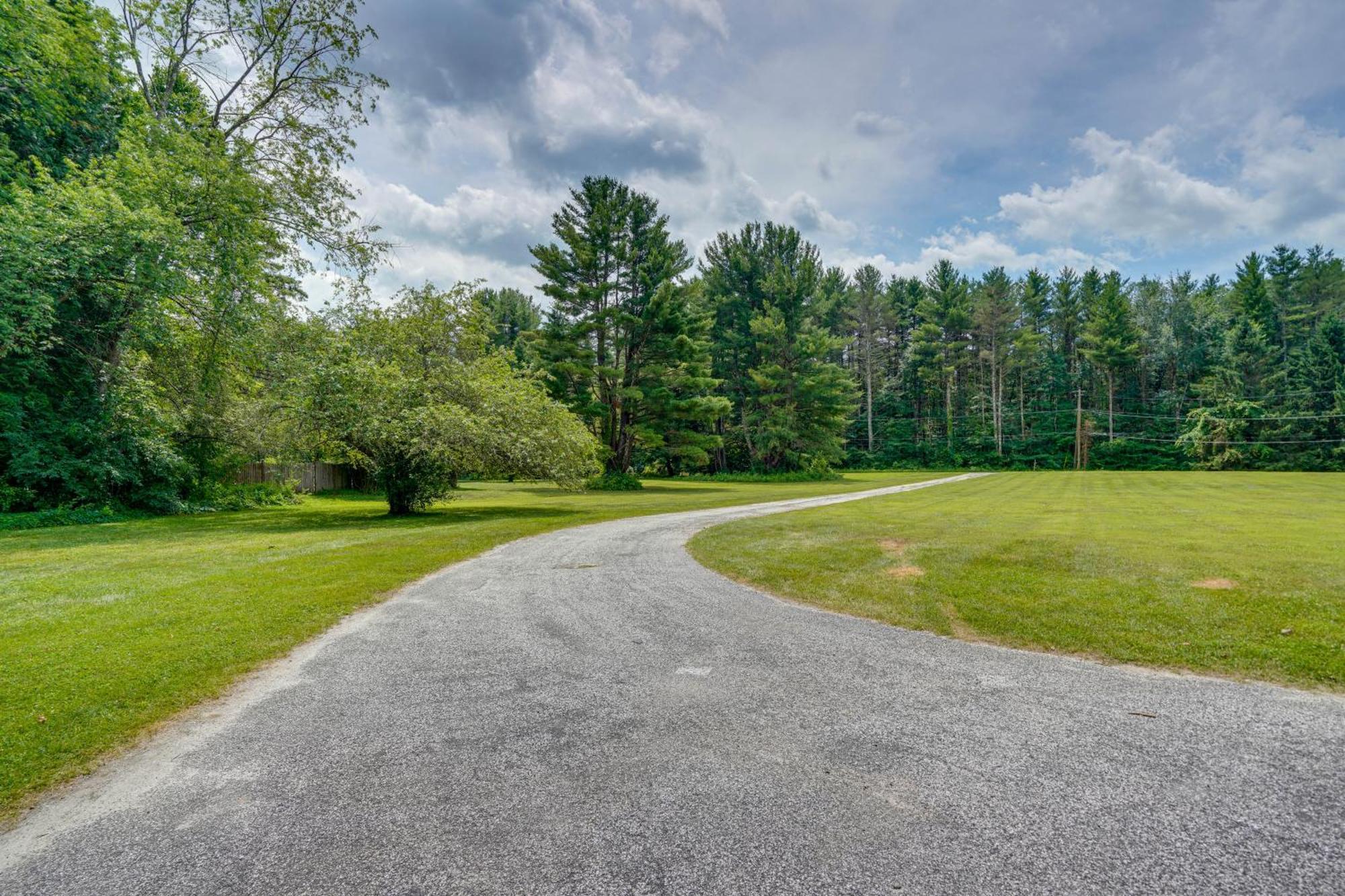 Waterview Home In The Berkshires Near Hiking Sheffield Exterior photo